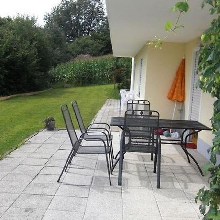 Holiday Flat With Swimming Pool In Prackenbach Viechtach Exteriör bild