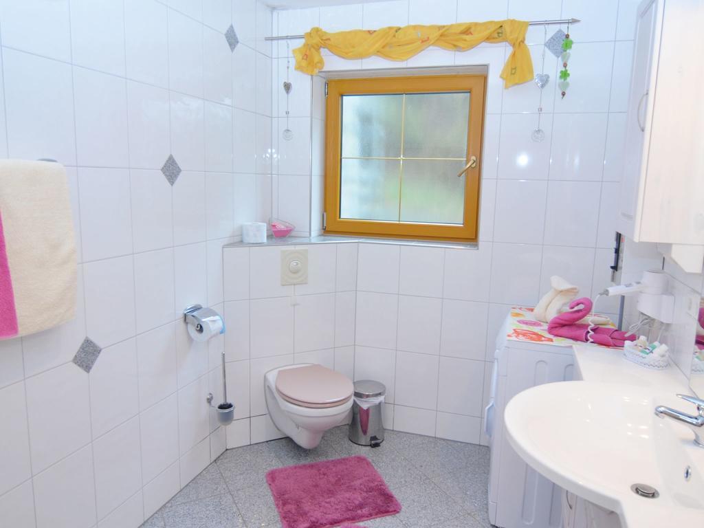 Holiday Flat With Swimming Pool In Prackenbach Viechtach Exteriör bild